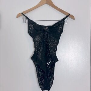 VS Lace Bodysuit